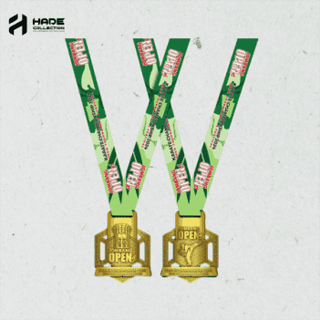 Medali Gold Champion Cup